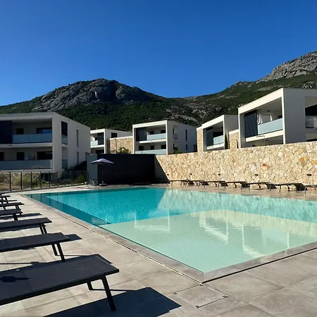 T2 Dans Neuve Avec Piscine Daire Calvi (Corsica)